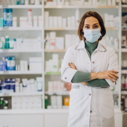 Benefits of Marketing to Pharmacists with Verified Email Lists 